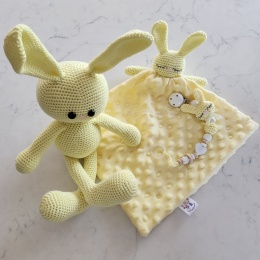 Kollane jänku, kaisulapp ja nimeline lutikett